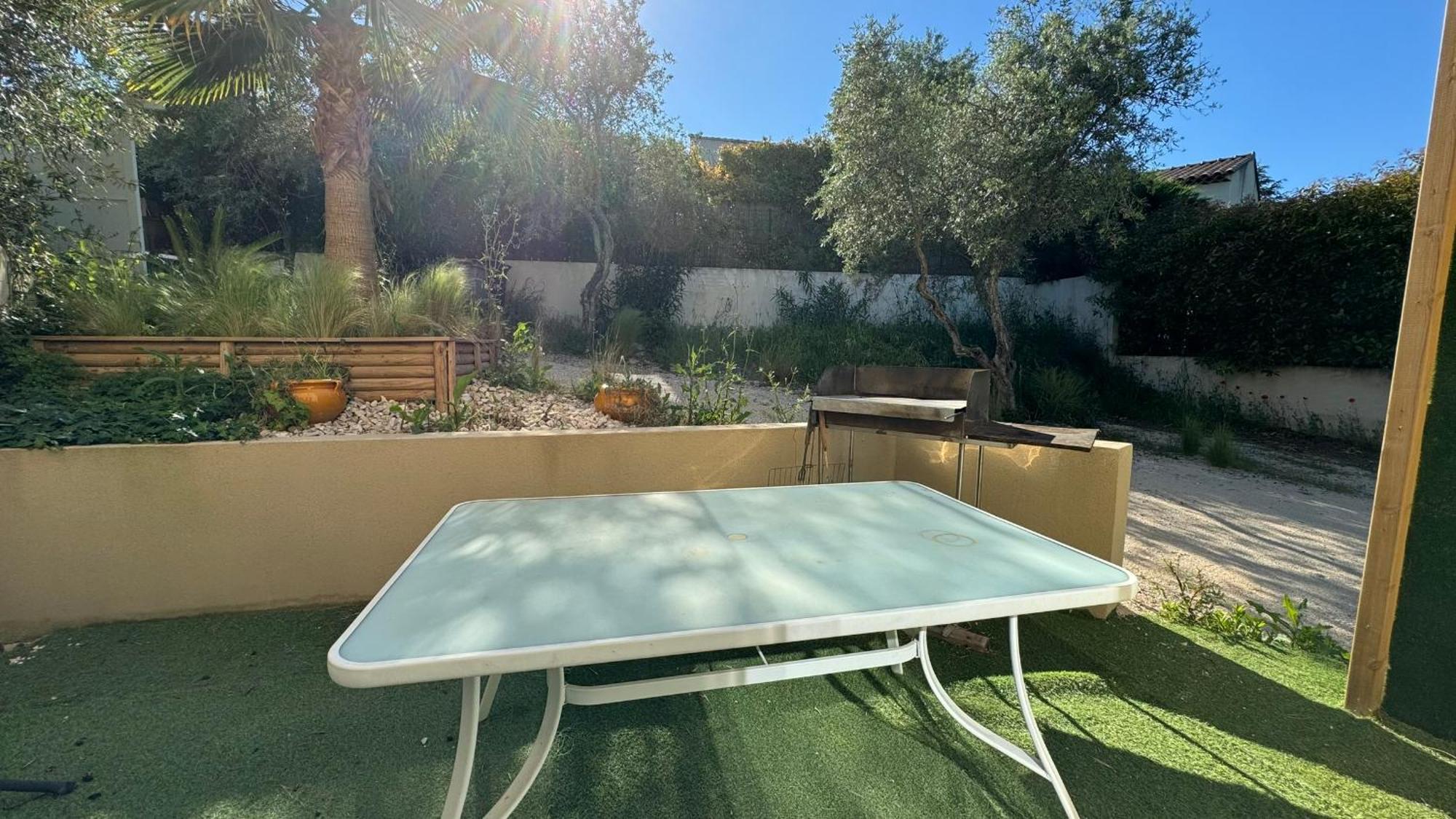 La Villa Du Gres Villeneuve-lès-Avignon Zewnętrze zdjęcie